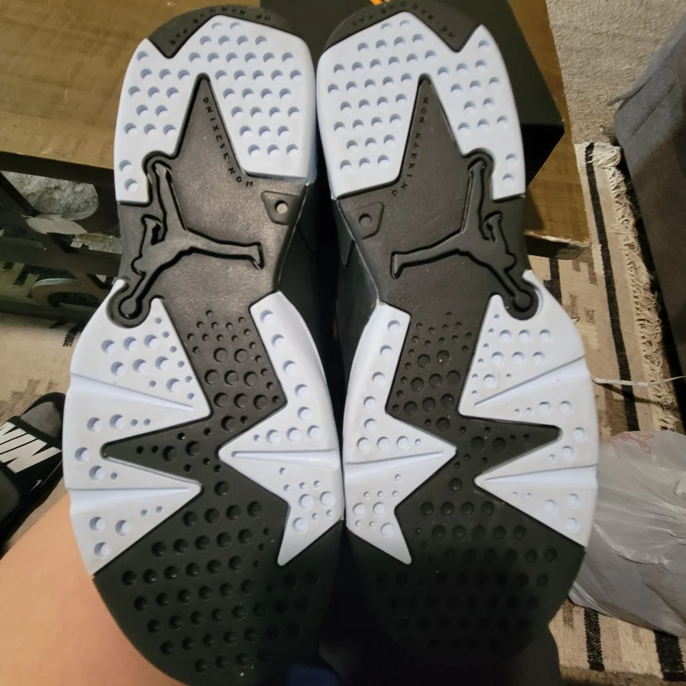 Boys Jordan MVP Size 3Y Worn Once - Picture 7 of 11